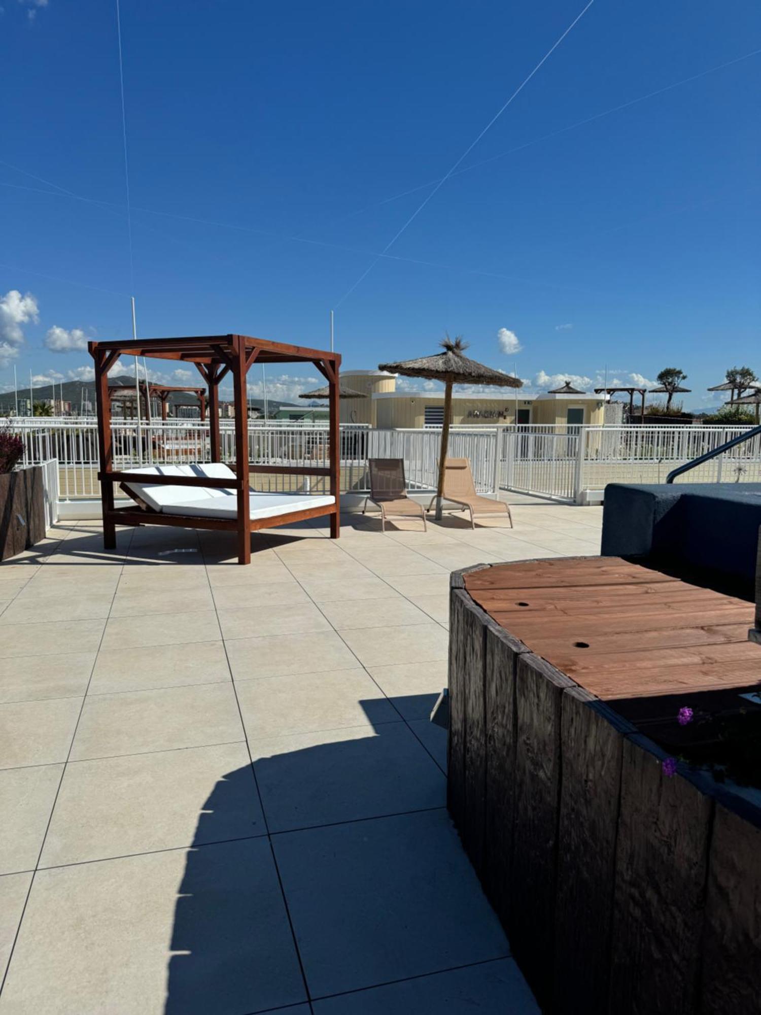 Marina Club Luxury Private Studio With Pool And Incredible Views Gibraltar Extérieur photo