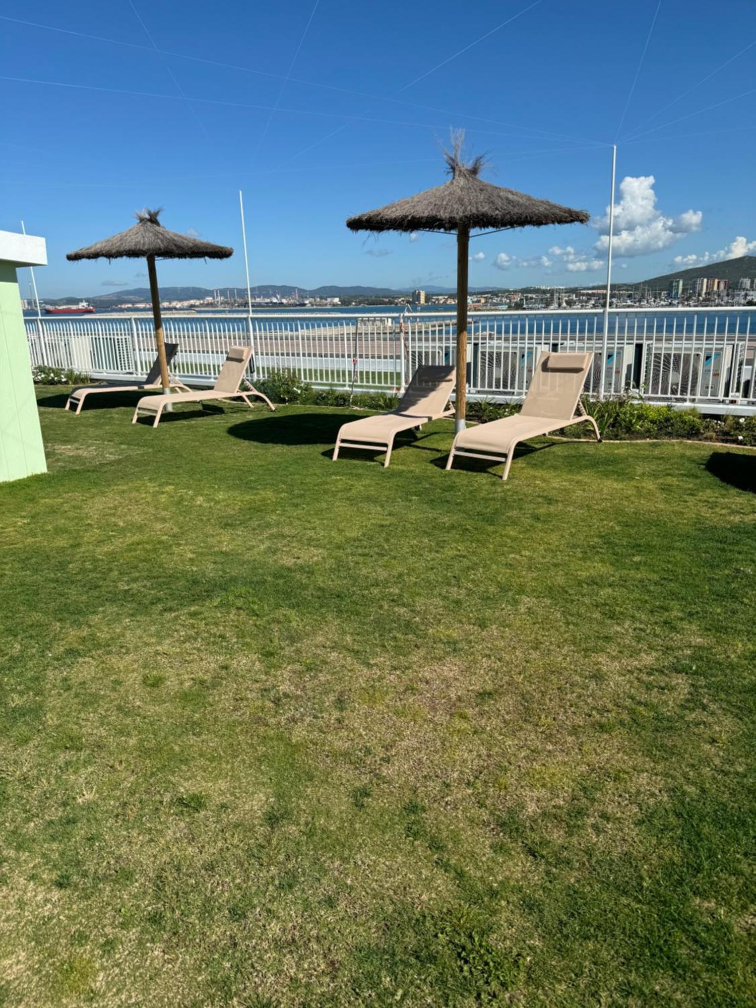 Marina Club Luxury Private Studio With Pool And Incredible Views Gibraltar Extérieur photo